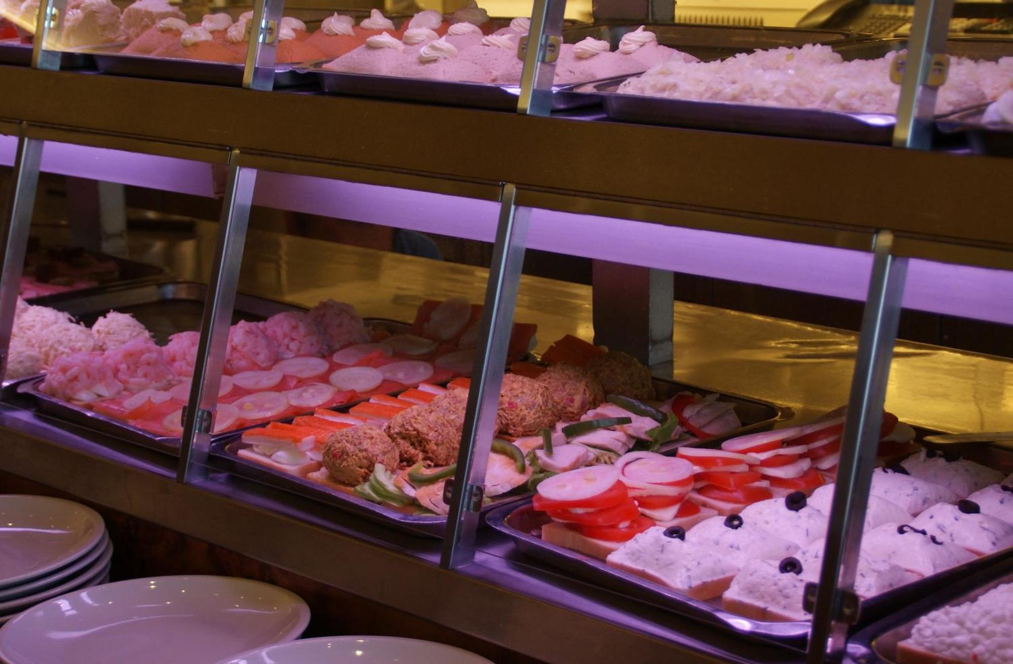 Stadthof Budget Hotel Basel City Center Екстериор снимка