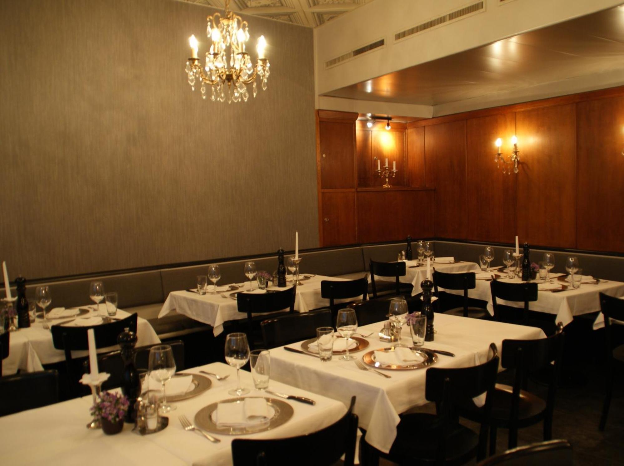 Stadthof Budget Hotel Basel City Center Екстериор снимка